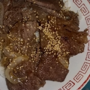 簡単すぎて旨すぎる!!焼き肉丼ぶり!!